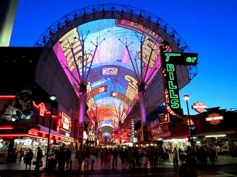 20 Must See Attractions In Las Vegas