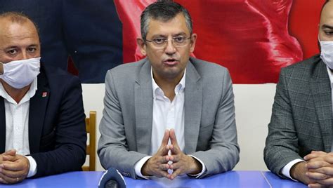 Genel veri koruma düzenlemesi kapsamında sitenin kullanmakta olduğu çerezleri ve içeriğini göstermek ve izin almak. CHP'li Özgür Özel'den sosyal medya düzenlemesi açıklaması ...