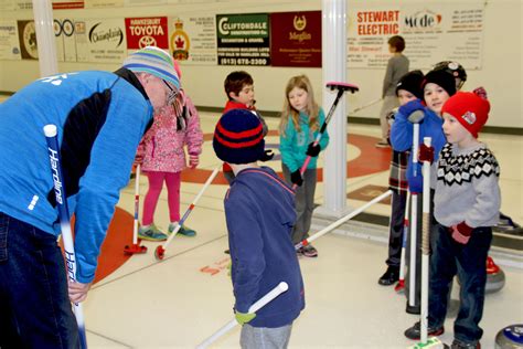 Learn To Curl At The Vankleek Hill Curling Club The Review Newspaper