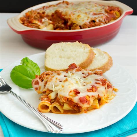 A great pasta dish for any time of the year! Baked Rigatoni in Meat Sauce | Pick Fresh Foods