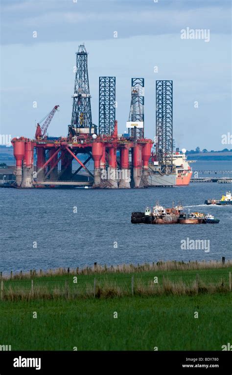 Oil Rig North Sea Oil Rig Scotland Hi Res Stock Photography And Images