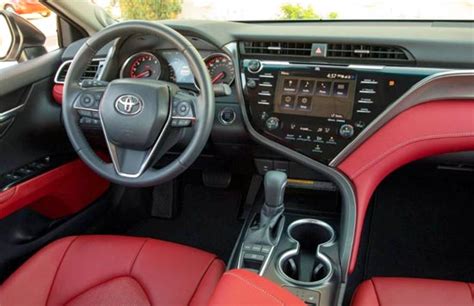 Camry xse's powerful stance and captivating style announce your arrival with authority. 2020 Toyota Camry XSE V6 Review | Volkswagen Suggestions