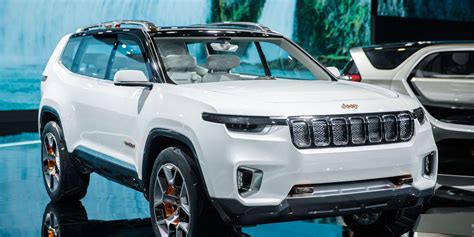 Jeeps Plug In Hybrid Suv Concept Debuts With A 40 Miles All Electric