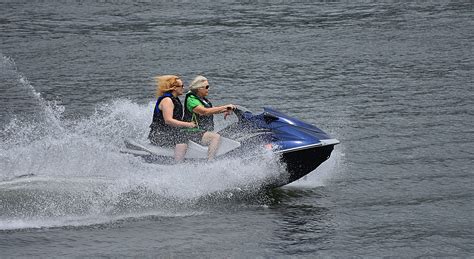 Wallpaper : jets, water, women, sports, fum, excitement, ladies, elder