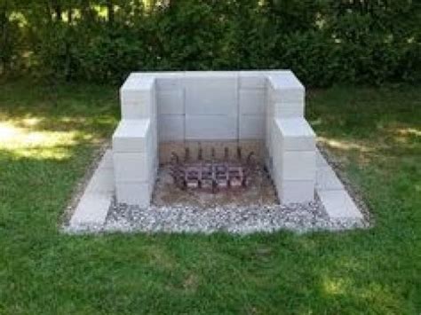 Build either a temporary or permanent fire pit in one of several shapes. Cinder Block Fire Pit - YouTube