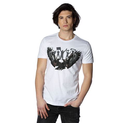 Auf beşiktaş trifft dies sogar seit 16 spielen zu. Beşiktaş Adler Fan T-Shirt 7818118 Weiβ - Kartal Yuvası ...