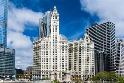 Wrigley Building In Chicago Editorial Image Image Of Illinois Blue