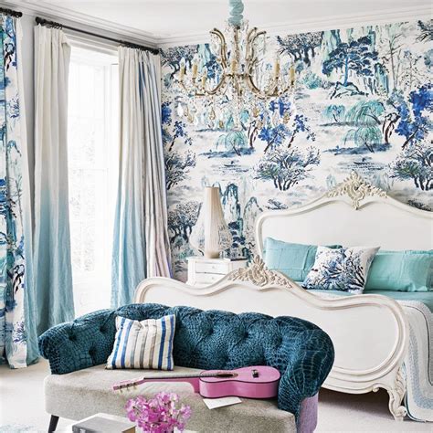 Luxurious Bedroom With Jade Feature Wallpaper Pretty Bedroom Blue