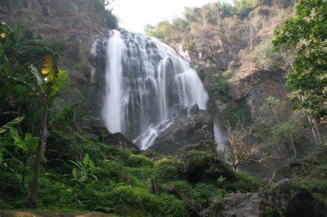 Khlong Lan Waterfall Big Thai Falls Off The Beaten Track