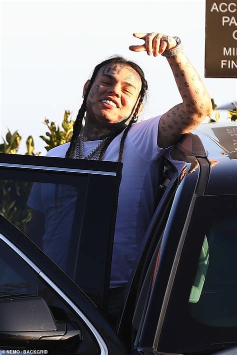 Tekashi 6ix9ine Is All Smiles At Celeb Hot Spot Nobu Malibu As He