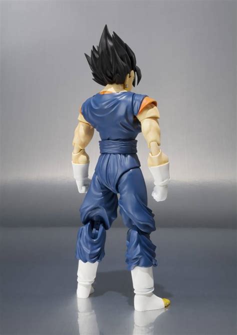 Our selection includes quality figures and statues from s.h. S.H. Figuarts - Dragonball Z - Vegetto