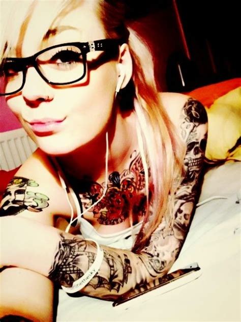 Tattooed Girls With Glasses Inked Magazine Girls With Glasses Girl