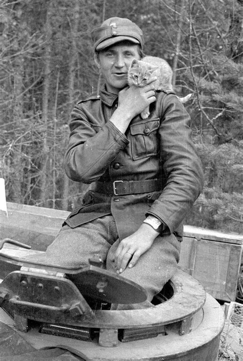 German Soldiers Ww2 German Army Germany Ww2 Ww2 Photos Military Pictures Funny Cat Pictures