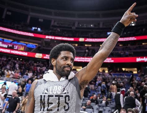 Nba Nets Kyrie Irving Finally Cleared To Play In Home Games