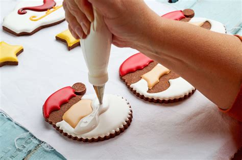 Wait until the cookies have cooled completely before decorating, and cover the icing with a damp paper towel and plastic wrap until. Cookie Decorating event will be Saturday, Ugly Sweaters to ...