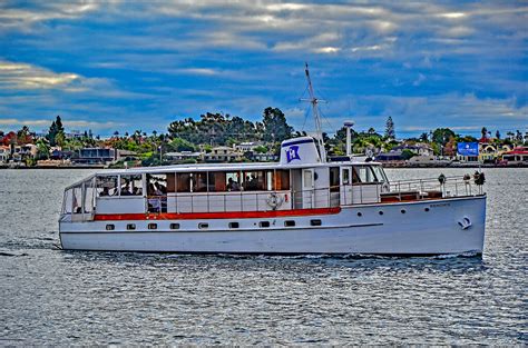 Renown Hornblower Cruises And Events San Diego Harbor Tdelco Flickr