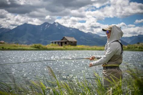 Basics To Fly Fishing For Trout In Stillwater Lakes The Fly Crate