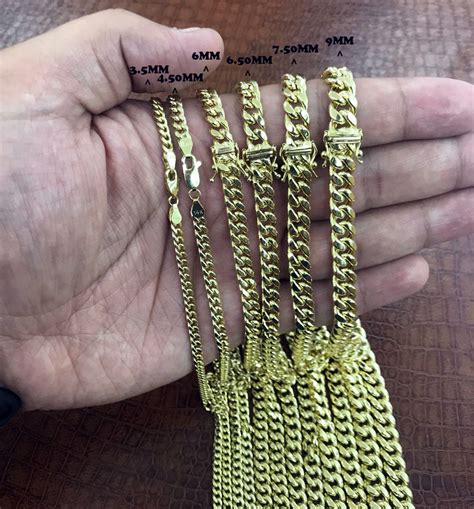 The miami cuban link chain features an interlocking pattern of thick circular or oval gold pieces. Buy 14k Yellow Gold Hollow Miami Cuban Link Chain 18-24 ...