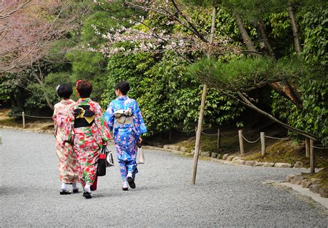 Walking Holidays On The Nakasendo Trail In Japan Macs Adventure