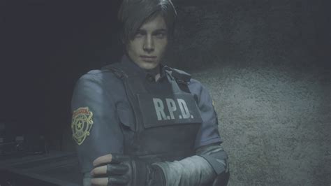 Resident Evil 2 Leon Changes Into Rpd Uniform Youtube