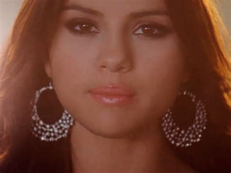 Selena Gomez | YouTube Music Videos Selena Gomez