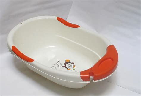 Portable Plastic Baby Bath Tublarge Plastic Bath Tub With Drain Holes