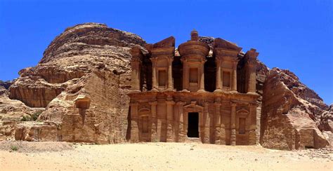 #jordanien wird während des heiligen monats #ramadan, als teil der maßnahmen zur eindämmung der ausbreitung des #coronavirus, keinen öffentlichen gottesdienst in #moscheen zulassen, sagte der minister für religiöse angelegenheiten am dienstag.pic.twitter.com/ybhslilps9. File:Ad Deir - Monastery - Petra - Jordan - Jordanien.jpg ...