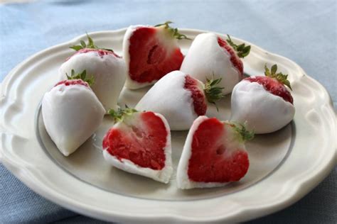 Frozen Yogurt Covered Strawberries Chatelaine
