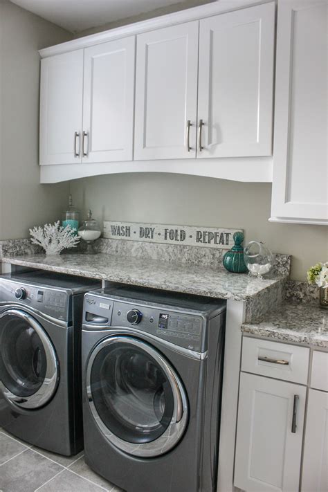 Wolf classic cabinets york in white paint wolf home products. Wolf Classic Cabinets York in White | Laundry room decor ...