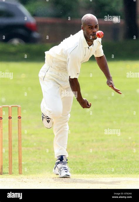 Ex England Cricketer Chris Lewis In Bowling Action For Ilford