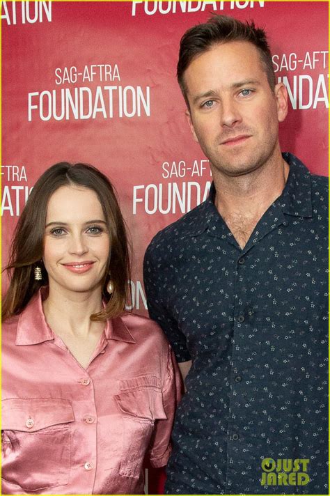 Photo Felicity Jones Armie Hammer Promote On The Basis Of Sex In Hollywood 02 Photo 4179470