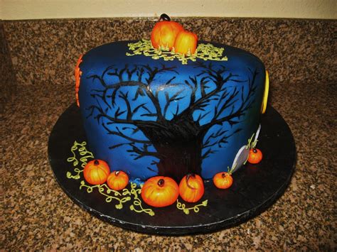Decorations are made from a japanese white bean sweet called nerikiri, no fondant needed and actually. Halloween Cake (With images) | Halloween cakes, Fondant tree, Tree cakes