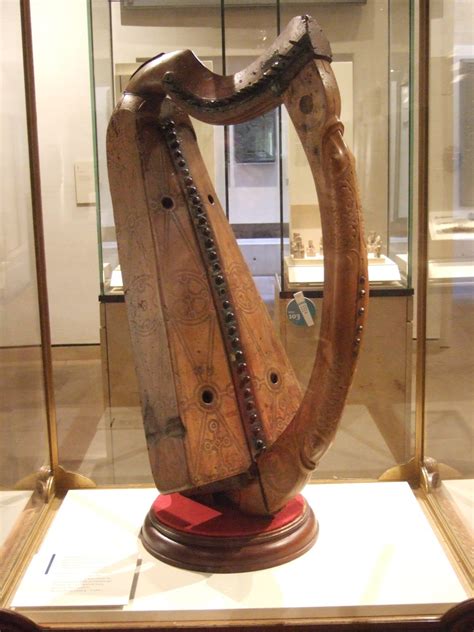 Early Gaelic Harp Info The Queen Mary Harp Harp Harps Music Celtic