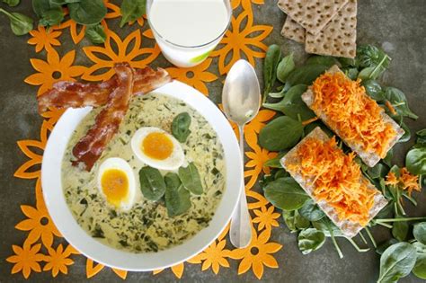 The important ingredients here is as follows: Spinach Soup with Egg Halves and Carrot Slaw | Carrot slaw ...