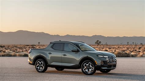 Maybe you would like to learn more about one of these? Hyundai pickup truck: Santa Cruz makes debut