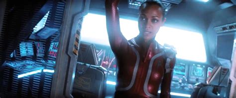 Star Trek Into Darkness Zo Salda A As Uhura Photo Fanpop