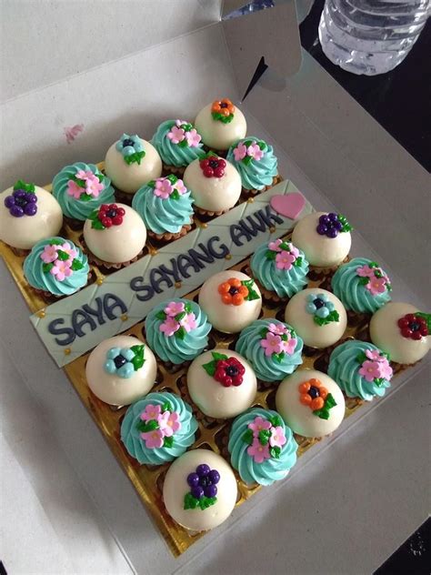 Anda boleh memilih untuk makan secara langsung di tempat atau membuat order dengan perkhidmatan secret recipe delivery yang semakin praktikal. Amy Baking Studio: CHEESE TART
