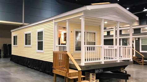 Gorgeous Beautiful Park Model With Bedrooms And Beds Tiny House
