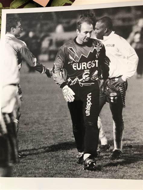 Fabien barthez 2021 estatura (altura): FOOTBALL : Quand Fabien Barthez croisait Raymond Lokuli et ...