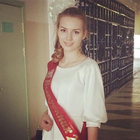 【画像】ロシアの卒業式（2014）、女子高生のレベル高すぎだろ・・・ ポッカキット