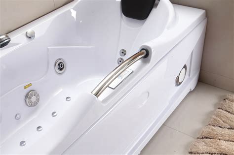 Decorate With Daria White Bathtub Whirlpool Jetted Hydrotherapy