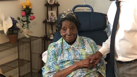 114 year old woman becomes oldest living person in the us