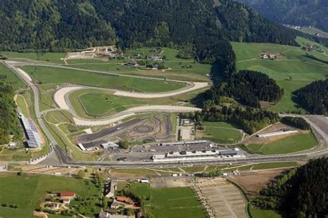 Die fahrer freuen sich nicht nur auf eine malerische kulisse. Mateschitz stellt klar: Keine Formel 1 in Spielberg ...