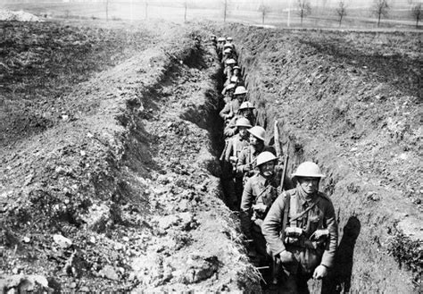 How Were Trenches Used Differently In World War 2 Compared To World War