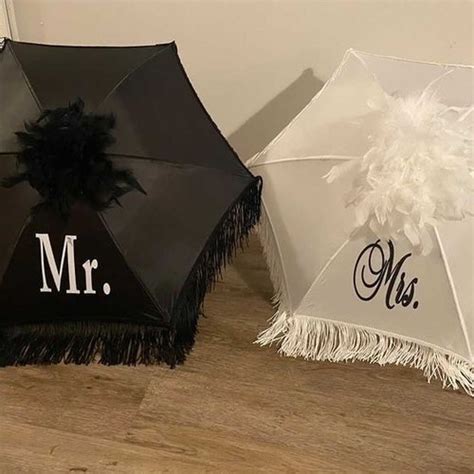 Bride And Groom New Orleans Wedding Second Line Umbrellas Set Etsy