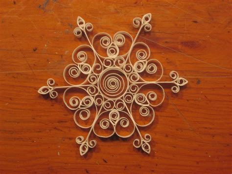 Fugue Salad Quilled Snowflakes