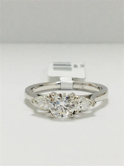 We did not find results for: 18ct white gold 0.61ct trilogy ring » Diamond Auctions Online