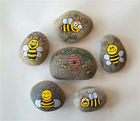 25 Best Painted Rock Bumble Bee Ideas Bee Painting Rock Painting Art