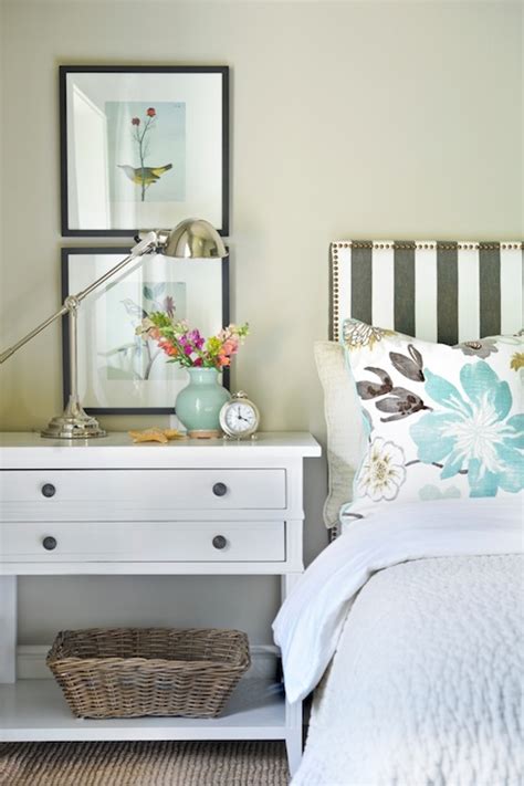 Paint Colors To Go With Grey Headboard - What Wall Colors Go With Charcoal Grey Couch