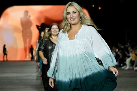 Australian Fashion Week Hosts Its First Ever Plus Size Runway Show